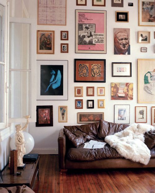 Gallery-Wall-Large-Small-Frames